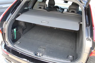 Volvo XC60 2.0 T6 Plug-in hybrid AWD Ultimate Black Edition  | Panoramadak | Head-up | H/K | Memory / 42
