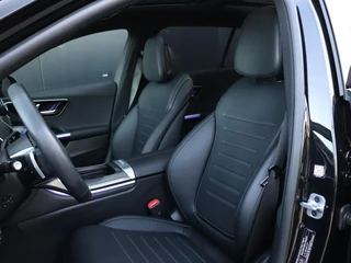 Mercedes-Benz C-Class Estate 300 e Business Solution / 15