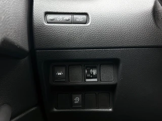 Nissan QASHQAI 1.2 N-Connecta Cruise control | Navigatie | 360° camera | Panoramadak | Parkeersensoren / 29