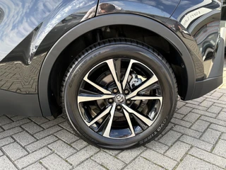 Toyota C-HR 1.8 HYBRID 140 FIRST-EDITION DODEHOEK DETECTIE KEYLESS STUUR&STOELVERW EL-A.KLEP LED DAB / 11