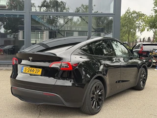 Tesla Model Y Long Range AWD 75 kWh / 8
