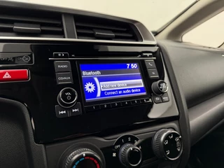 Honda Jazz 1.3 i-VTEC Trend | Cruise Control | Stoelverwarming / 17