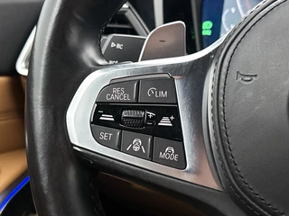 BMW 3-serie Touring M340i xDrive | Individual Citrin Black | M Stoelen | Laser Light | Driving Assistant Prof. | HeadUp Display / 16