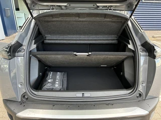 Peugeot 2008 1.2 Hybrid 145pk GT | Automaat | Dode hoekbewaking | Rondom zicht camera | Navigatie full map | 17 inch LichtMetaal / 9
