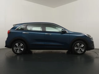 Kia Niro 1.6 GDi Hybrid DynamicLine  - Trekhaak - Camera - Navigatie - AppleCarplay - Android Auto - Fabrieksgarantie tot 05-2027 / 10