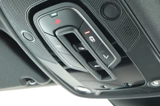 Audi Q7 55 TFSIe 381pk quattro Pro Line S Leder Memory Sluithulp B&O Panoramadak Camera Stoel + Stuurverwarming Luchtvering Navigatie 2x S-Line / 42