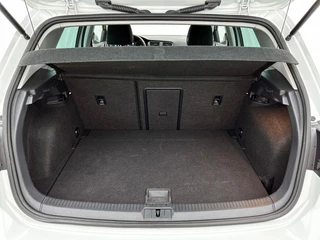 Volkswagen Golf 1.5 TSI Highline Business | Automaat | Adaptive Cruise | CarPlay | Stoelverwarming | Camera / 28