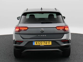 Volkswagen T-Roc 1.5 TSi 150 Pk Automaat Sport Business R-Line | Black Style | Camera | Stoelverwarming | Adaptive Cruise | Navigatie | CarPlay | Climatronic | 18 Inch | 89.335 Km !! / 7