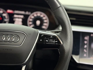 Audi Q8 Sportback e-tron 50 quattro S Edition 95 kWh | Pano | B&O| 22” | Massage | Adaptive Cruise | Matrix LED / 36