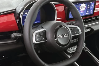 Fiat 600e Urban 54 kWh SOH 97% Pack Style Apple CarPlay / 13