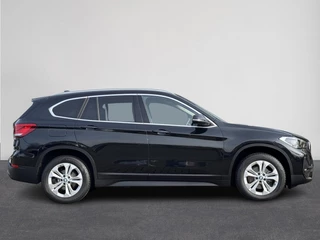 BMW X1 sDrive18iA High Executive | Cruise Control | Camera | Navigatie | Stoelverwarming | LM-Velgen | Climate Control | Elektrisch bedienbare Achterklep | PDC | LED Verlichting ( Vestiging - Vianen ) / 6