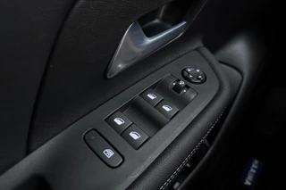 Opel Mokka Electric GS 54 kWh | Apple carplay/Android auto | Achteruitrijcamera | Climate control | Cruise control | / 19