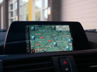 BMW 1-serie 118i Corporate Lease M Sport NL Auto| Pano / 5