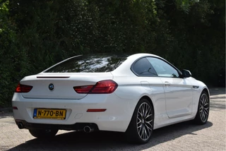 BMW 6 Serie 640i High Executive 320 PK | Camera | Leder | Elekt.stoelen memory | Full Led | Stoelverwarming | 20'Inch | Navi / 7