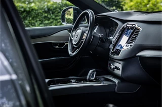 Volvo XC90 2.0 T8 AWD R-Design  Luchtvering Massage Stoelventilatie Head Up Panorama / 33
