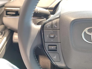 Toyota bZ4X Touring DYNAMIC LIMITED EDITION 75 kWh NIEUW DIRECT LEVERBAAR! 360° CAMERA STOEL/STUURVERW WARMTEPOMP BLIND SPOT EL-ACHTERKLEP KEYLESS NAVI PARK-SENSOREN APPLE/ANDROID / 16