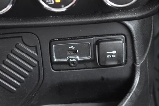 Jeep Renegade 1.4 MultiAir Latitude  | NL-Auto | Cruise Contr | Airco | Bluetooth | LM-Velgen | NAP / 20