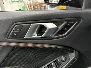 BMW 1 Series 118i NL auto/ Eerste eigenaar/ 34.323 KM/ Automaat / 12