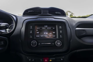 Jeep Renegade 1.4 MultiAir Longitude  | Trekhaak | NL Auto | Cruise / 26