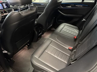 BMW X3 XDrive30e Business Edition Plus / leer / head up / camera / trekhaak / orig ned / 26
