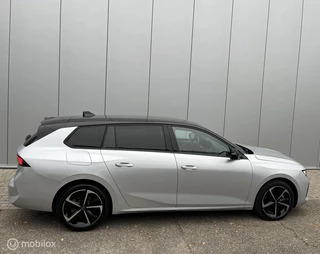 Opel Astra Sports Tourer 1.2 Turbo Hybrid GS 136 PK  AGR/NAV / 6