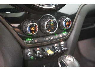 MINI Countryman 1.5 Cooper S E ALL4 Panoramadak | Harman Kardon | Head Up | ACC / 17