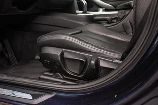 BMW 3-serie Gran Turismo 320i High Executive | Sport Line | NL auto | Keyless entry | Panoramadak | Xenon | HiFi audio | Navigatie Professional | Cruise control | M-sportstuur | PDC / 42