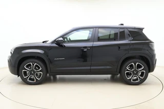 Jeep Avenger Summit 54 kWh | Navigatie | DEMO | 8 jaar speciale garantie | Electrische achterklep | Camera | Stoel- en stuurverwarming | Climate control / 6