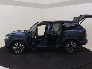Dacia Bigster 1.8 hybride 155 Journey Automaat Panorama Winterpack 360 Camera / 37