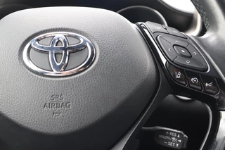 Toyota C-HR 1.8 HYBRID STYLE / 12