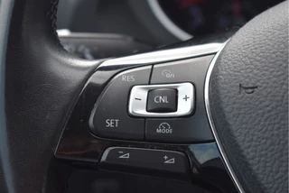 Volkswagen Tiguan 1.4 TSI ACT 150 pk Connected Series  NL-Auto | DAB | Elekt.trekhaak | Carplay | Cruise Control | Climate Control | NAP / 18