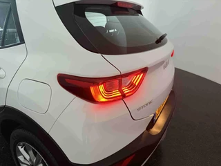 Kia Stonic 1.0 T-GDi MHEV 100pk DCT7 DynamicLine / 8