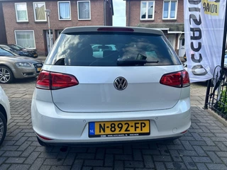 Volkswagen Golf 1.2 TSI HIGHLINE / 7