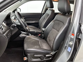 Suzuki Vitara 1.4 Boosterjet Comfort Smart Hybrid | Adaptive Cruise | Stoelverwarming | Navigatie | Camera | Panoramadak / 5