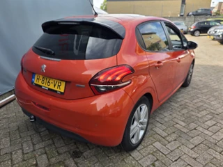 Peugeot 208 1.2 PureTech Allure PANORAMADAK LM CV PPDC TREKHAAK / 4