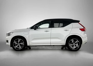 Volvo XC40 1.5 T5 Recharge R-Design | Camera | Navigatie | CarPlay | Adaptive Cruise | / 4