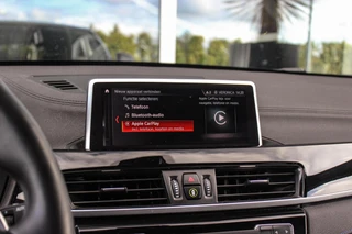 BMW X2 sDrive20i High Executive Edition | M-sport | Driving Assistant Plus | Camera | Apple Carplay | File assistent | Active cruise control | Park Assistant | DAB | Sportstoelen | LED / 28