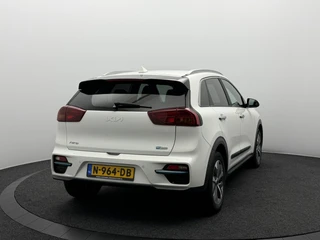 Kia e-Niro Edition 64 kWh SOH 93,8% | Camera | Stoel/Stuurverwarming | Carplay&Android | Adaptieve Cruise / 9