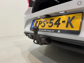 SEAT Leon Sportstourer 1.0 eTSI 110pk DSG FR Leder | Trekhaak | Beats Audio / 38