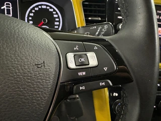 Volkswagen T-Roc 1.0 TSI Style/ NL auto/ Parkeersensoren/ Navi/ LMV / 17