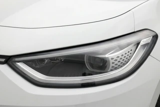 Volkswagen ID.3 Life 58 kWh 204PK 90% SOH IQ.Lights | Adaptive Cruise | Stoelverwarming | Camera / 10