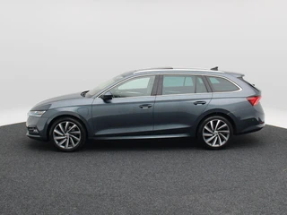 Skoda Octavia Combi 1.4 TSi 204 PK iV PHEV Business Plus | Stoelverwarming | Panoramadak | Camera | Adaptive Cruise | Head UP | 18 Inch | 95.33 Km !! / 9