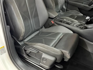 Audi Q3 45 TFSI e S line | 245 PK | Virtual Cockpit Plus | Camera | Black Optics | Leder | 2022 / 21