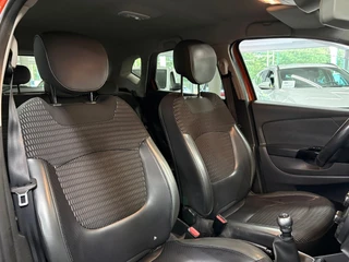 Renault Captur 0.9 TCe Dynamique/ Achteruitrijcamera/ Parkeersensoren achter / 30