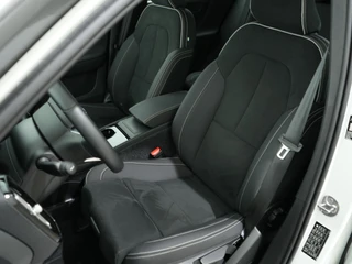Volvo EX40 SINGLE MOTOR PLUS BLACK EDITION 70 KWH 100% SOH  | Trekhaak | Harman Kardon | Warmtepomp / 5