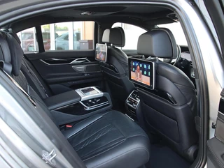 BMW 7-serie 750i xDrive High Executive | M-sport | €190.219 NIEUW!! | Full Options | / 19