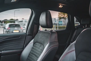 Ford Kuga 2.5 PHEV ST-Line X / 26
