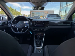 Volkswagen Taigo 1.0 TSI Life Business * Carplay * Stoelverwarming * PDC 2X * NAP / 4