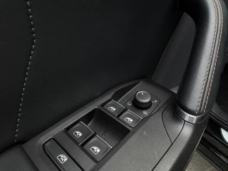 CUPRA Formentor 1.5 TSI * Camera * Stoel + Stuur verwarming * Keyless / 39