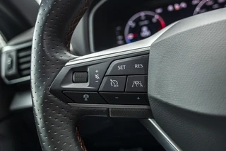 SEAT Tarraco 1.4 TSI e-Hybrid PHEV FR  | E-Trekhaak | Pano | Travel assist / 37